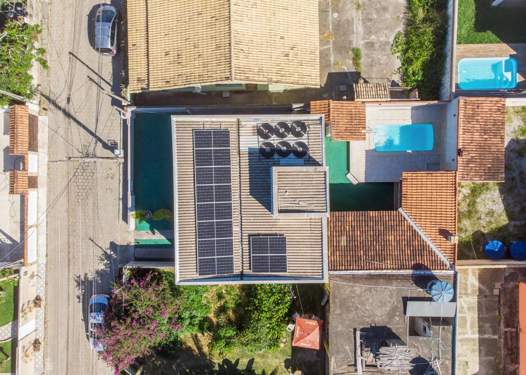 Refugio Tropical Casa De Praia Com Piscina Aquecida E 4 Suites E Garagem 3 Carros, 800 Mtrs Da Praia Internet 700 Mbps, Condominio Privado Com Pista De Skate , Quadra De Futevolei , Campos E Quadras De Futebol! Cabo Frio Exterior photo